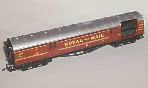 Hornby royal mail train set online