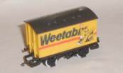 Hornby R728 Closed Van Weetabix
