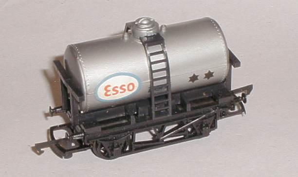 R108 Small Tank Wagon Esso