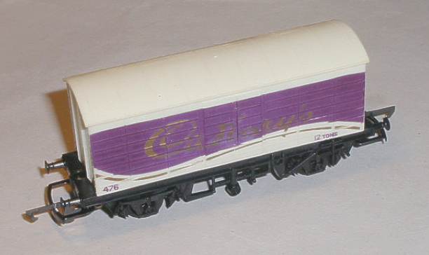 R109 Long wheelbase van Cadburys