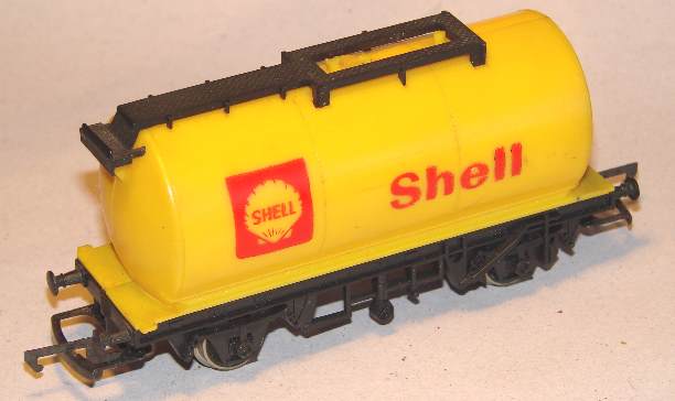 BOX-6 Hornby HORNBY R227 SHELL TANKER WAGON  SLIGHTLY WEATHERED BOXED 