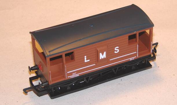 Hornby R718 LMS Brake Van 730386