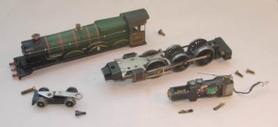 Hornby Dublo locomotive dismantled