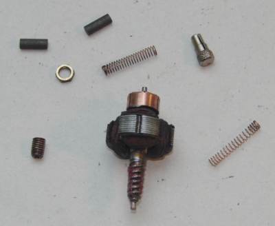 Hornby Dublo motor dismantled