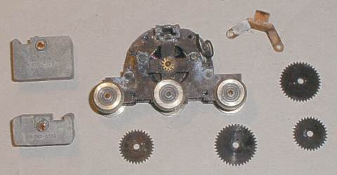Hornby R862 Evening Star motor dismantled
