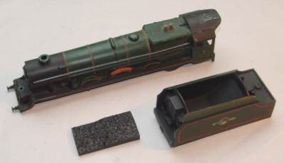 Hornby Tri-ang body mouldings cleaned