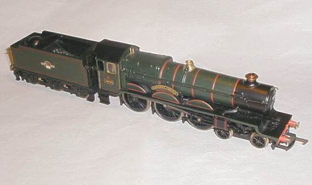 Hornby R1048 Cadbury Castle 7028 in BR green for sale